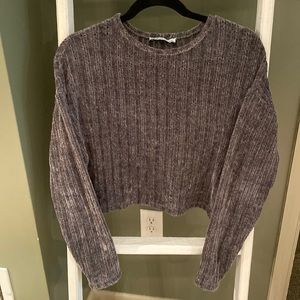 Hollister cropped sweater. Size small